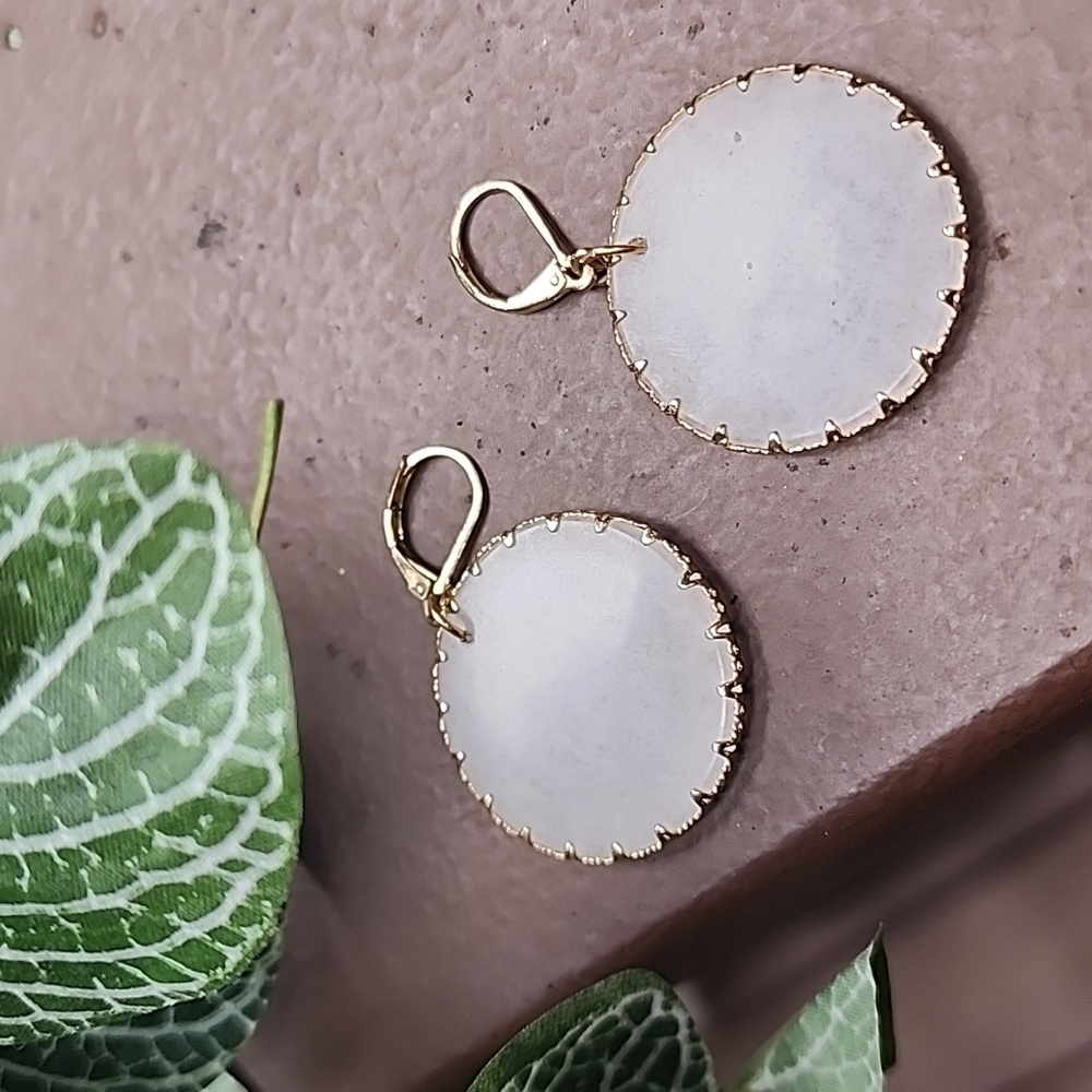 Elegant Gold and Pink Dangle Earrings